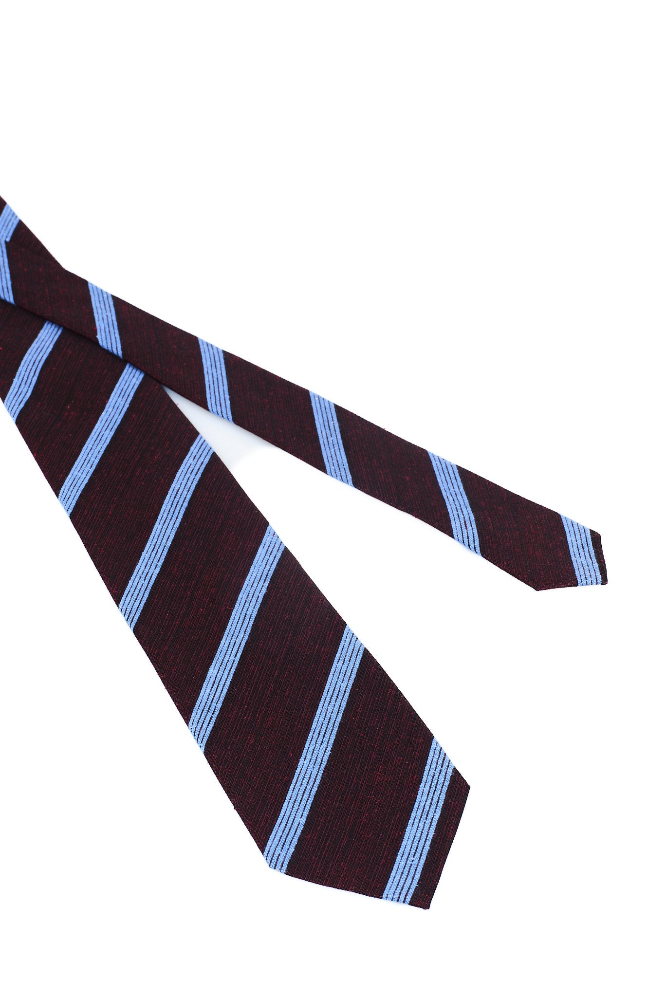 ΑΝΔΡΙΚΗ ΜΕΤΑΞΩΤΗ ΓΡΑΒΑΤΑ CLUB PORTOBELLO'S ΣΕ ΜΠΟΡΝΤΟ ΧΡΩΜΑ ΚΑΙ ΣΙΕΛ ΛΕΠΤΟΜΕΡΕΙΕΣ