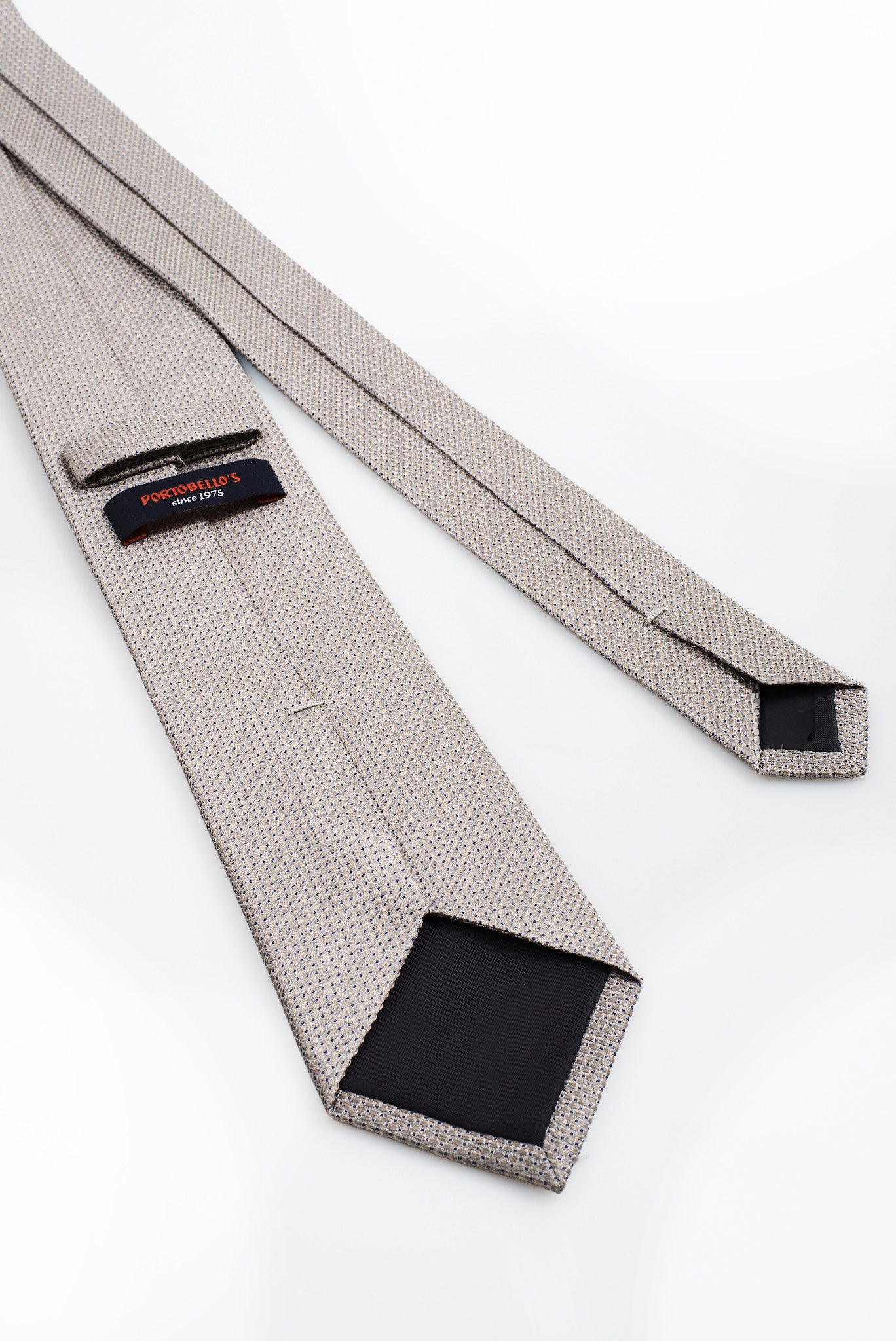 ΑΝΔΡΙΚΗ ΜΕΤΑΞΩΤΗ ΓΡΑΒΑΤΑ ΣΕ ΜΠΕΖ ΣΚΟΥΡΟ ΧΡΩΜΑ PORTOBELLO'S