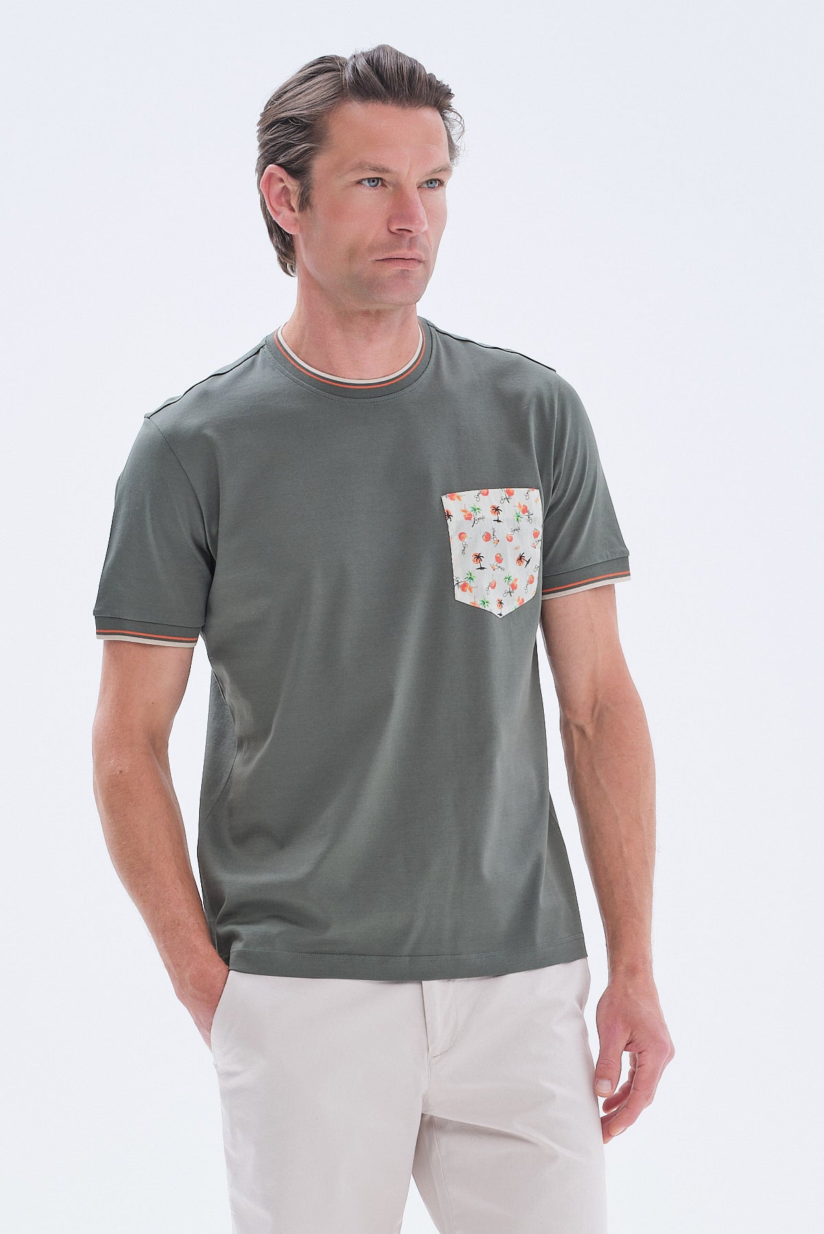 ΑΝΔΡΙΚΟ ΛΑΔΙ ΚΟΝΤΟΜΑΝΙΚΟ T-SHIRT PORTOBELLO'S REGULAR FIT ΜΕ ΤΣΕΠΗ ΣΤΟ ΣΤΗΘΟΣ