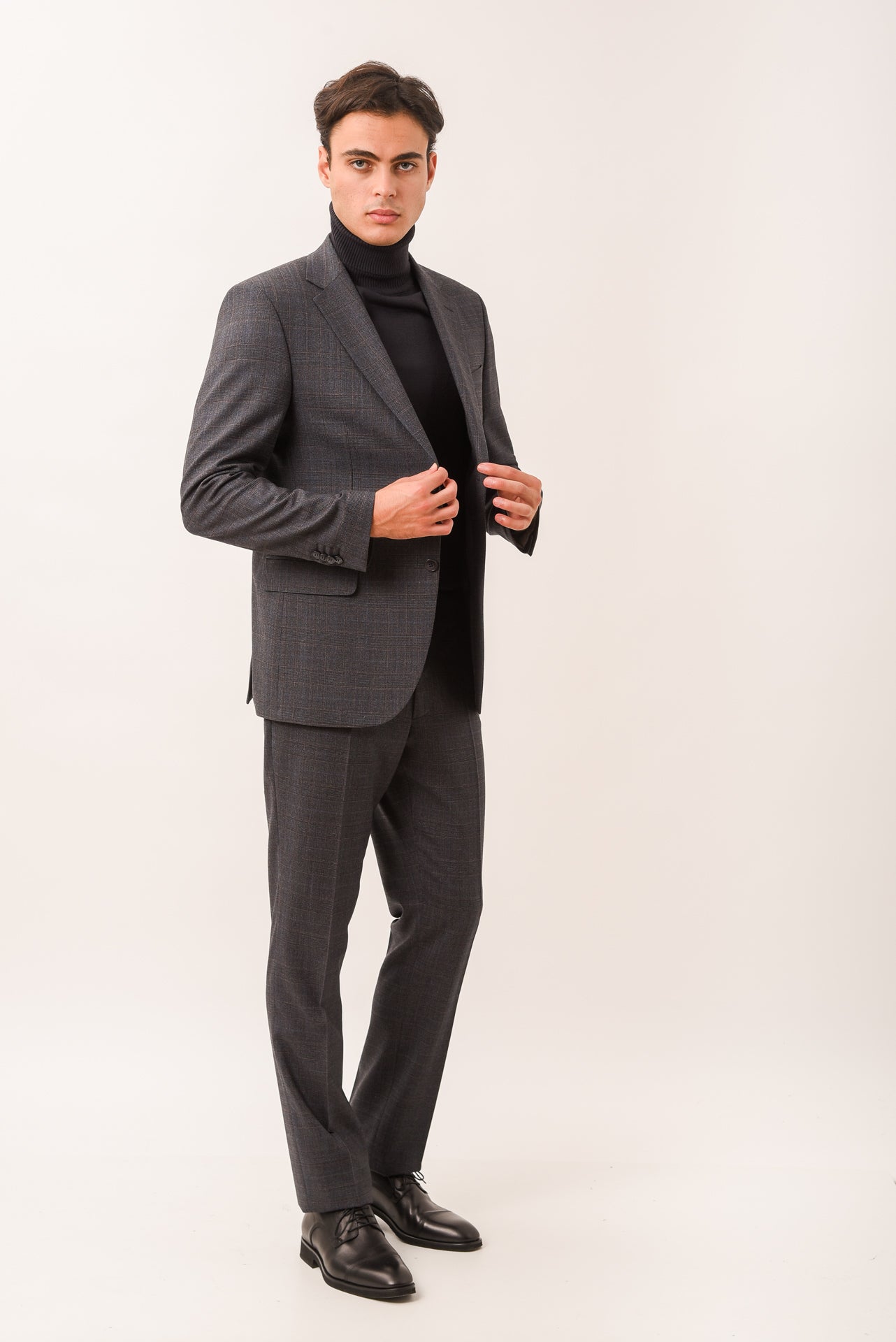 ΑΝΔΡΙΚΟ ΚΟΣΤΟΥΜΙ PORTOBELLO'S ΣΕ ΓΚΡΙ ΜΠΛΕ ΧΡΩΜΑ ΥΦΑΣΜΑ GUABELLO