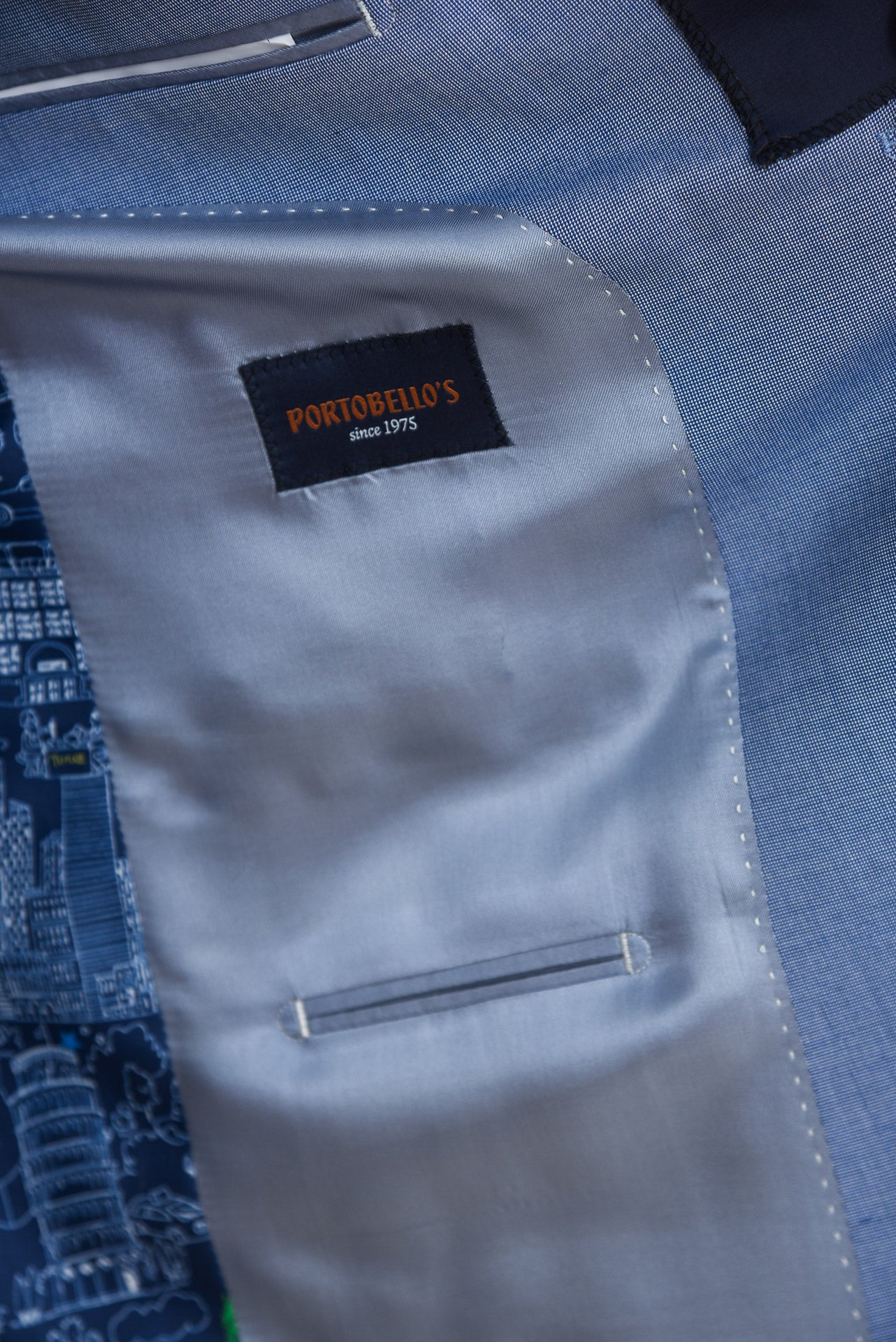 ΑΝΔΡΙΚΟ THREE-PIECE TUXEDO PORTOBELLO'S ΣΙΕΛ ΜΕ PEAK ΣΑΤΕΝ ΠΕΤΑ