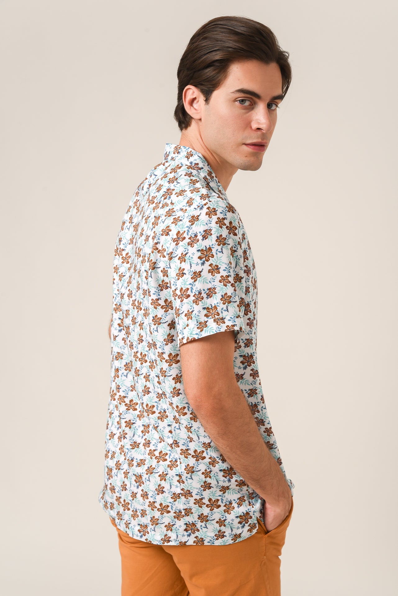 ΑΝΔΡΙΚΟ ΠΟΥΚΑΜΙΣΟ ΚΟΝΤΟΜΑΝΙΚΟ ΜΕ BYRON ΓΙΑΚΑ PORTOBELLO'S