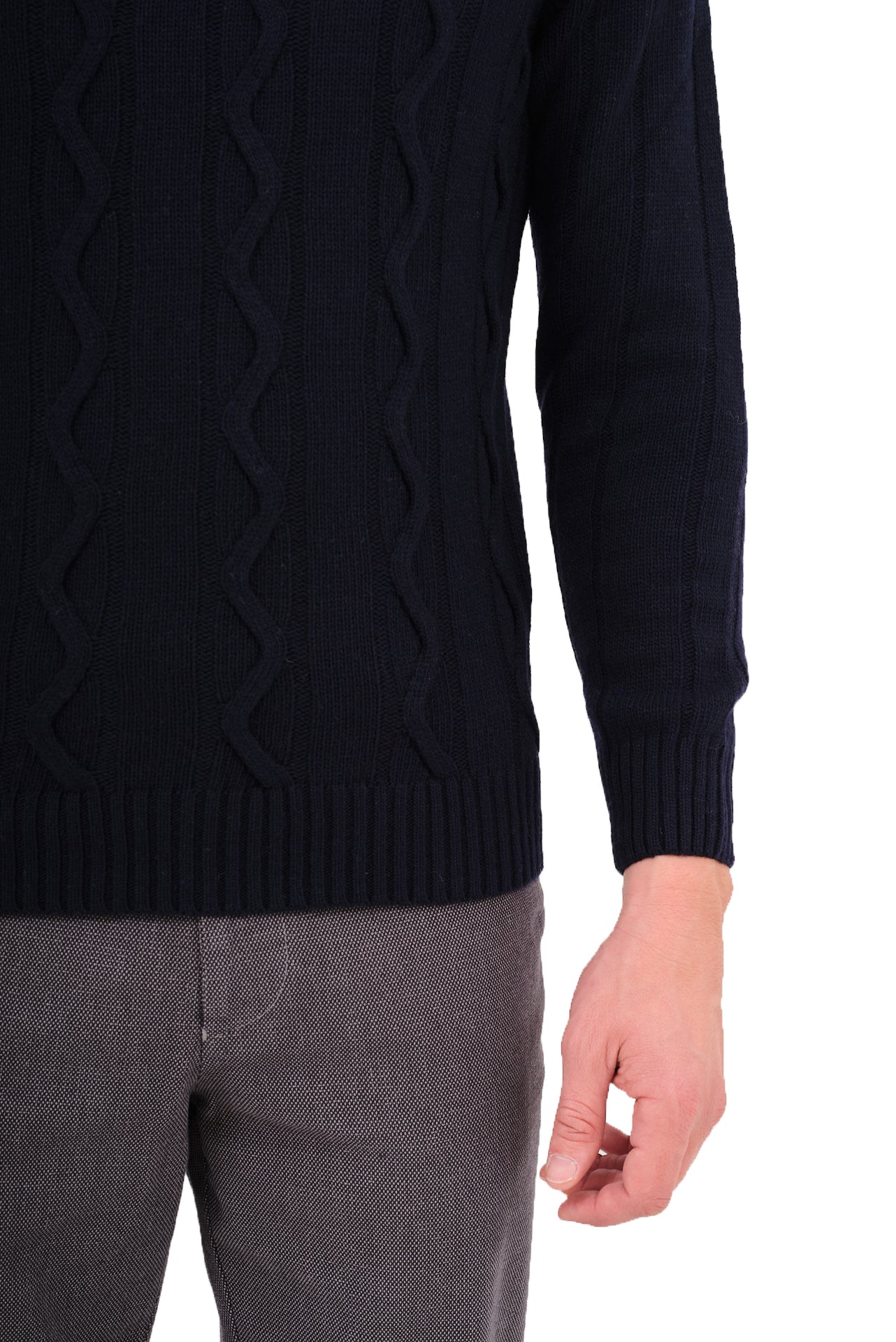 ΑΝΔΡΙΚΟ ΜΠΛΕ ΠΟΥΛΟΒΕΡ PORTOBELLO'S ΜΕ ΛΑΙΜΟΚΟΨΗ ΚΑΙ ΟΡΑΤΗ ΠΛΕΞΗ