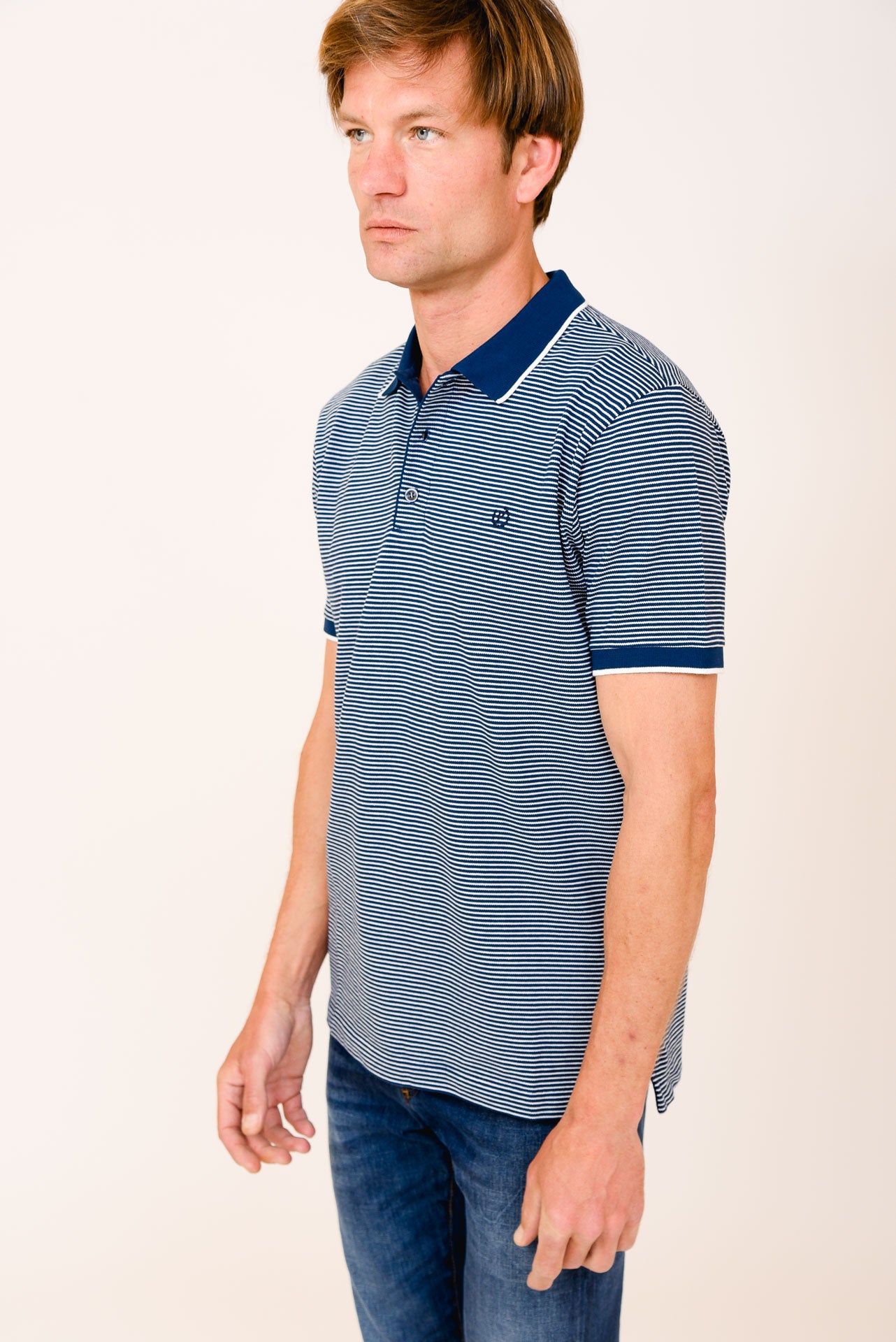 ΑΝΔΡΙΚΟ POLO PORTOBELLO'S ΜΠΛΕ ΜΕ ΜΙΚΡΟΣΧΕΔΙΟ ΚΑΙ ΛΕΥΚΕΣ ΛΕΠΤΟΜΕΡΕΙΕΣ