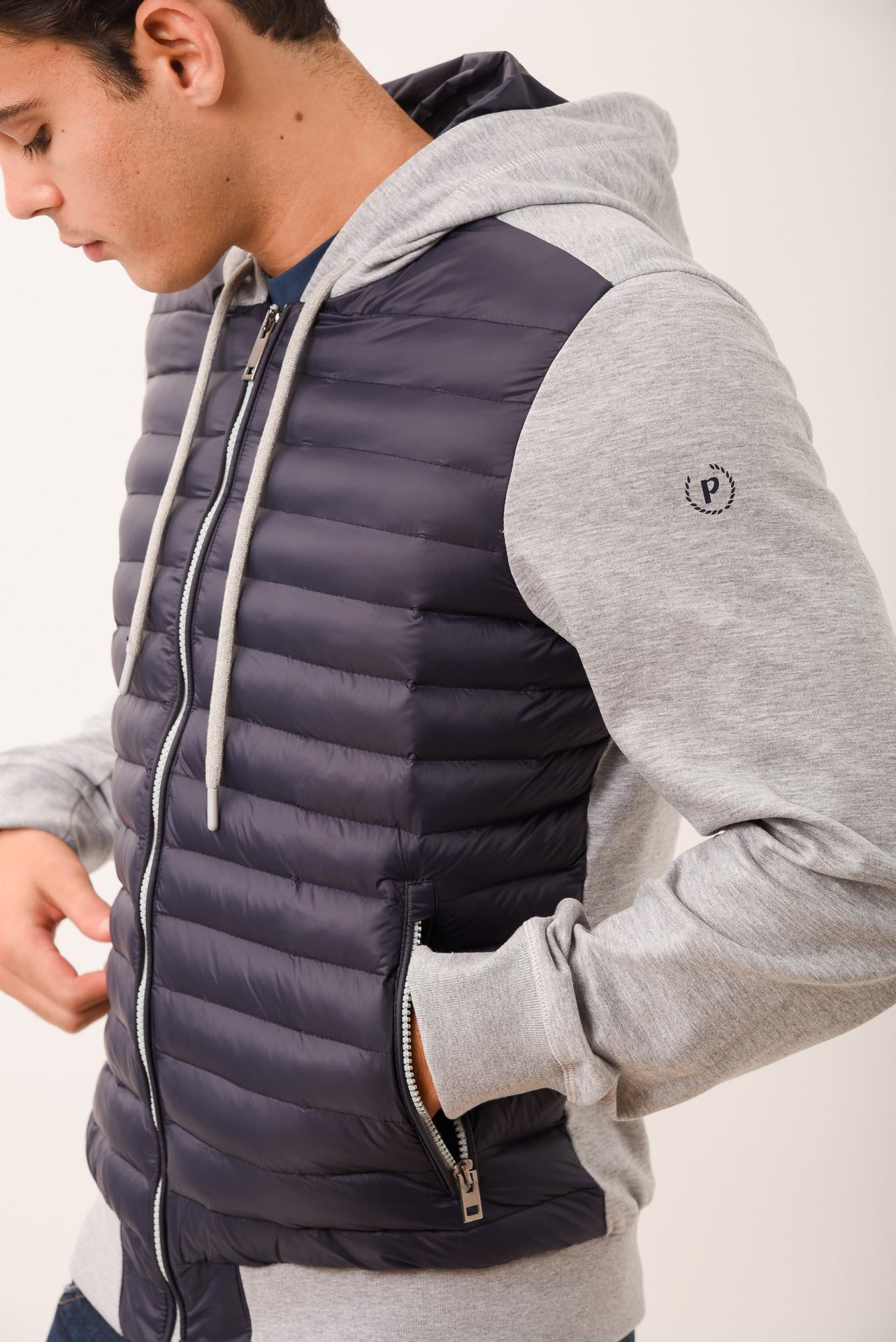 ΑΝΔΡΙΚΟ ΜΠΟΥΦΑΝ ΚΑΠΙΤΟΝΕ POTOBELLO'S ΣΕ ΜΠΛΕ ΧΡΩΜΑ ΜΕ ΓΚΡΙ ΛΕΠΤΟΜΕΡΕΙΕΣ